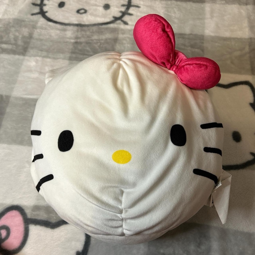 sanrio hello kitty pillow - white & pink